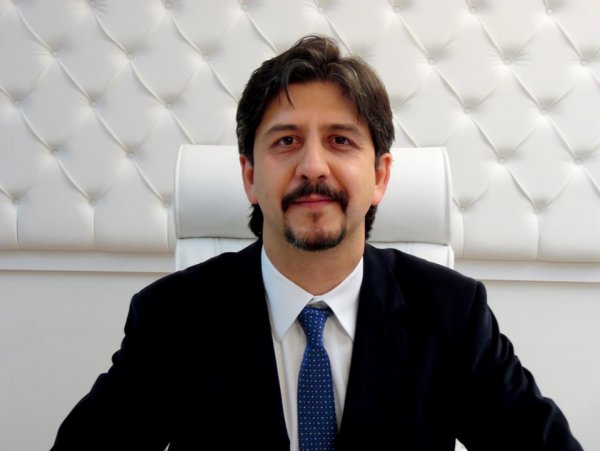 Prof. Dr. Alper Çelik