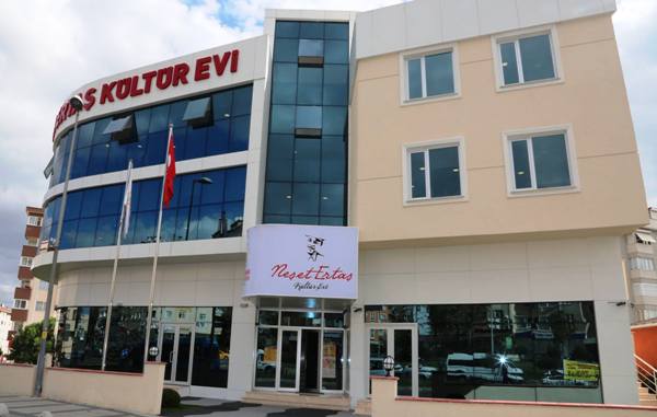 Neşet Ertaş Kültür Evi