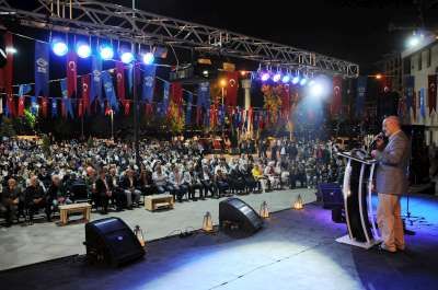 İstanbul'un Fethi kutlama haberi‏