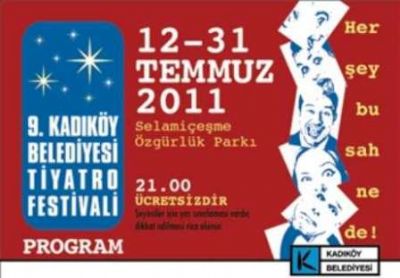 Kadıköy'de Yıldızlar Altında Tiyatro Keyfi Başlıyor Açık havada tiyatro keyfi bir başka...  
