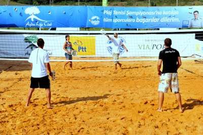 Türkiye’deki İlk Plaj Tenisi Turnuvası Pendik’te
