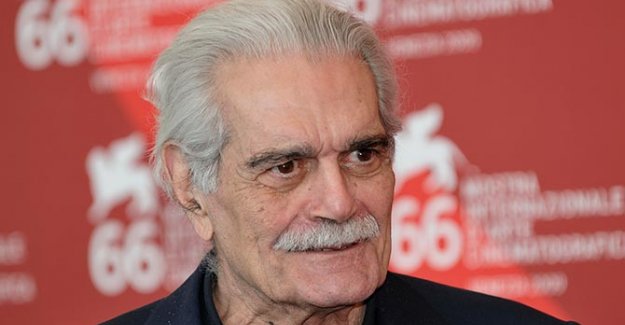 Ömer Şerif hayatını kaybetti