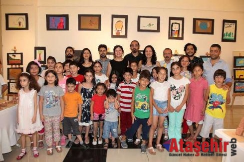 Ataşehir'de Yaz Sanat Okulu Öğrencilerinden Sergi