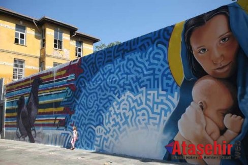 Kadıköy Belediyesi Duvarlarını Mural (duvar boyama) sanatına açtı.