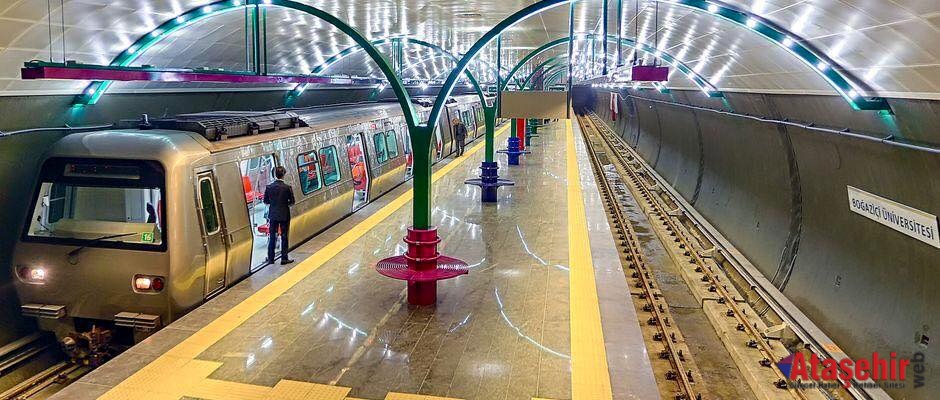 İstanbul'da Metro saatlerine yılbaşı düzenlemesi