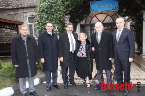 Üsküdar Kaymakamı Mustafa Güler Darülaceze'yi ziyaret etti