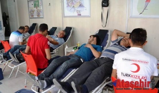 Türk Kızılayı Dünya Gönüllü Kan Bağışçılar Günü’nü Kutladı