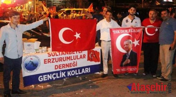 Sultanbeyli Erzurumlular Derneği Demokrasi Nöbetinde