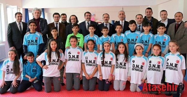 Ataşehir Duriye Nuriye Öğrencileri Spor sınıfına kavuştu