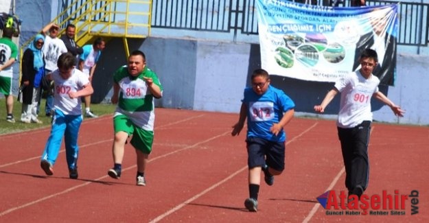 Çankırı'da  Engelliler haftasında Özel Sporcular Engel Tanımadılar