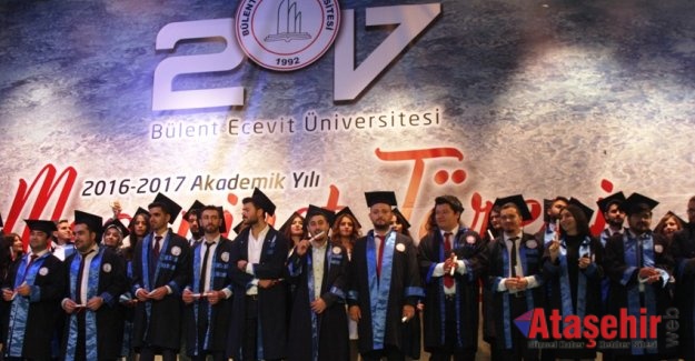 BÜLENT ECEVİT ÜNİVERSİTESİNDE MEZUNİYET COŞKUSU