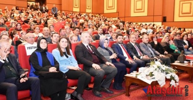 Ataşehir AK Parti Kadın Kolları, Şehitlerimiz için anma programı düzenledi