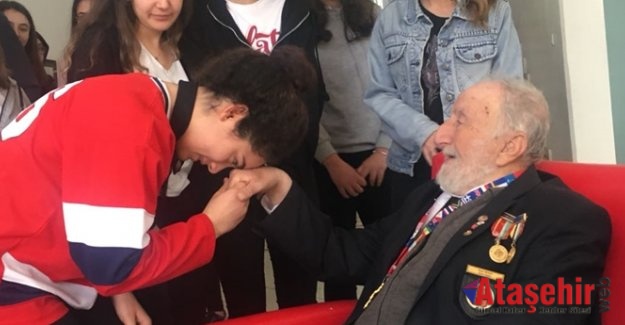 ÖĞRENCİLER KIBRIS VE KORE GAZİLERİ’YLE BULUŞTU