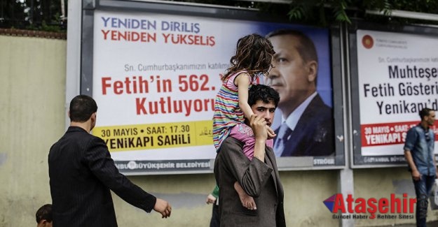 'Türkiye'de günde 395 Suriyeli bebek dünyaya geliyor'