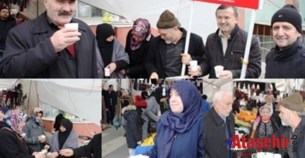 Ataşehir Saadet Partisi Pazar'da Sıcak Çorba Dağıttı