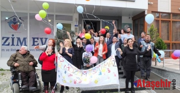 Gamze Akkuş İlgezdi; “Bizim onlardan öğreneceğimiz çok şey var”