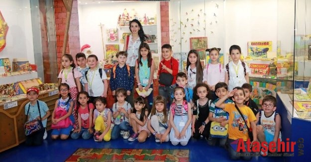 ATAŞEHİRLİ ÇOCUKLAR SON DERSLERİNİ MÜZEDE İŞLİYOR