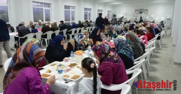 Köy Halkı Ramazan Boyunca Birlikte İftar Yapıyor