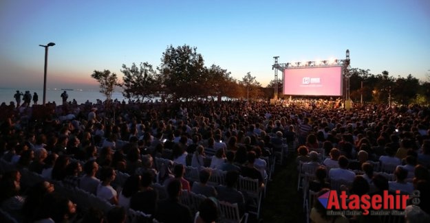 ULUSLARARASI KADIKÖY FESTİVALİ’NİN AÇILIŞI CHARLIE CHAPLIN’DEN