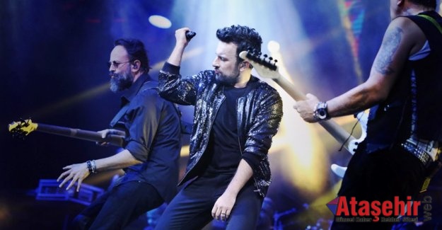 7’DEN 70’E TARKAN SEVGİSİ HARBİYE’DE DEVAM EDİYOR