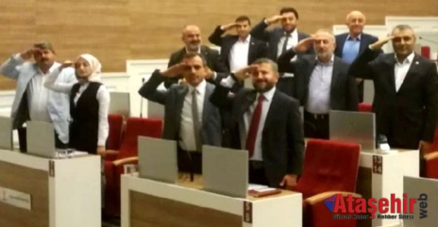 AK Parti Ataşehir Belediye Meclis Grubu'ndan asker selamı