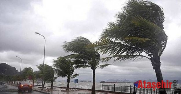 İstanbul'da kötü hava koşulları hayatı olumsuz etkiliyor