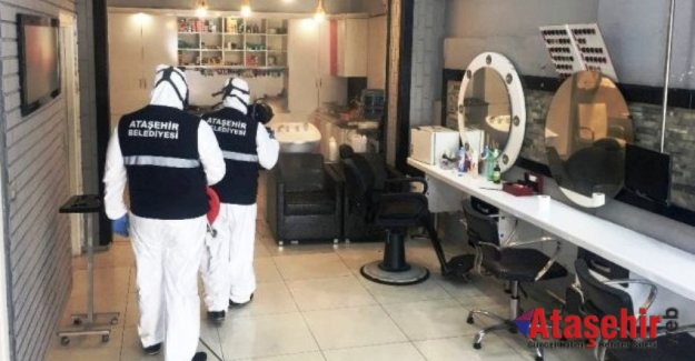 Ataşehir'de Açılışa Hazırlanan Kuaförler Dezenfekte Edildi