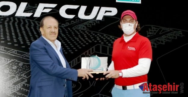 Ataşehir'de Golf fırtınası esti.