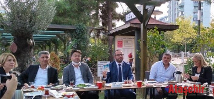 CHP Ataşehir, Muhtarlar ve Gazeteciler İle Buluştu