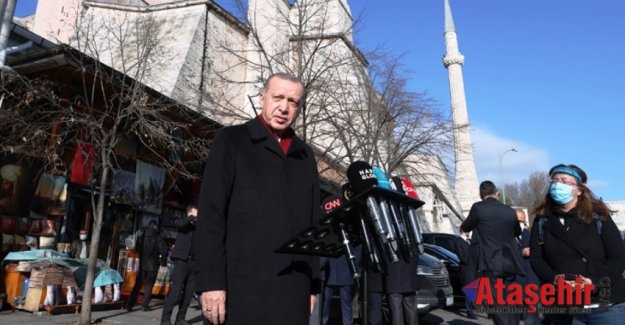 Cumhurbaşkanı Erdoğan, Cuma namazı çıkışında gazetecilerin sorularını cevapladı
