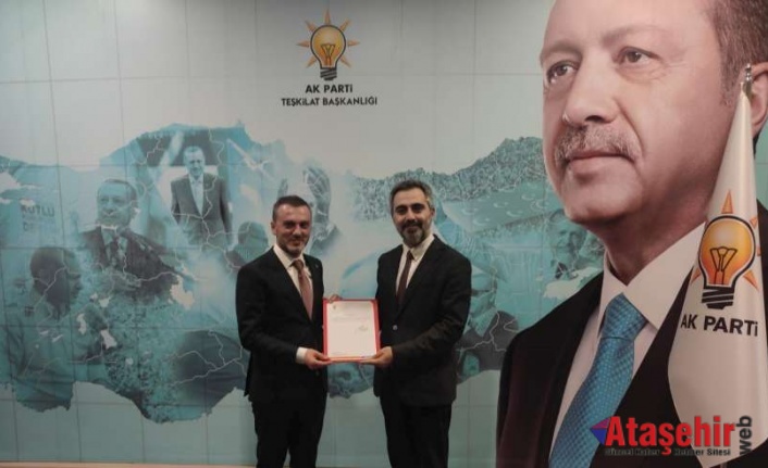 Ak Parti Ataşehir İlçe Başkanlığı'nda Bayrak Değişimi 