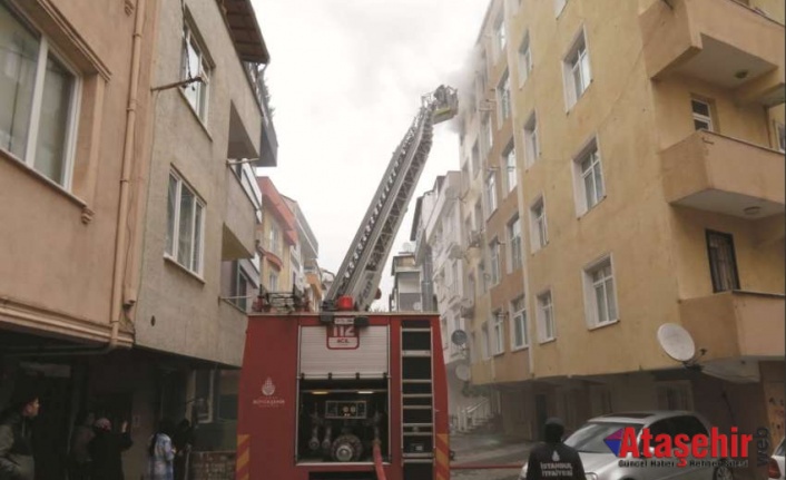 Ataşehir'de 5 katlı bir bina alev alev yandı
