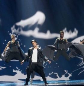 57. Eurovision Şarkı Yarışmasın'da Finaldeyiz