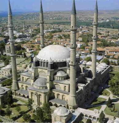 Türk-İslam tarihinin en ihtişamlı yapısı: Selimiye Camii