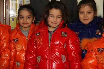 Maltepe Belediye Başkanı Prof. Dr. Mustafa Zengin’den çocuklara yeni yıl hediyesi