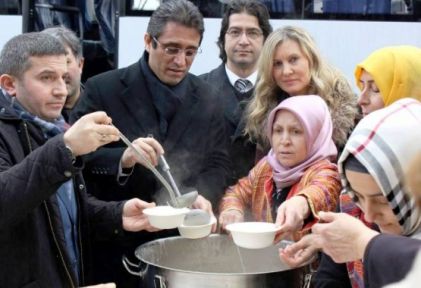 Ak Parti Çanakkale Şehitlerini Ataşehir'de Yaptığı Etkinlikle Andı