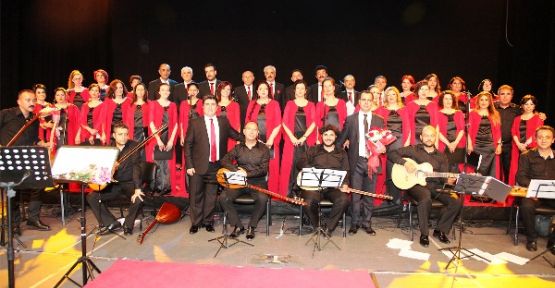 Ataşehir Belediyesi Halk Müziği Korosu’ndan Muhteşem Konser