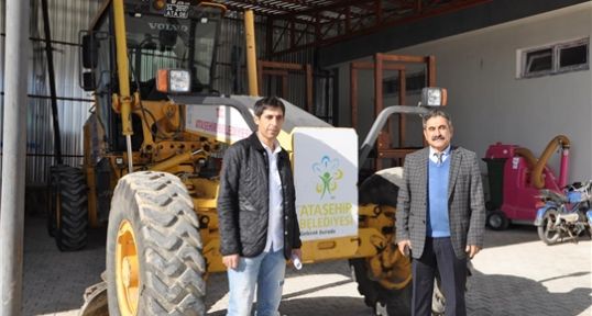 Ataşehir Belediyesinden, Arguvan Belediyesine Araç desteği
