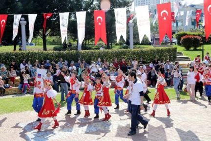 Ataşehir'de 23 Nisan kutlama Proğramı