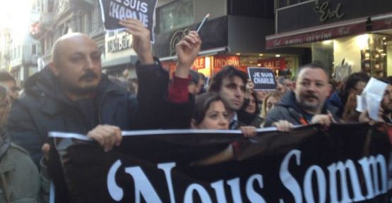 İstanbul'da gazeteciler Charlie Hebdo için yürüdü