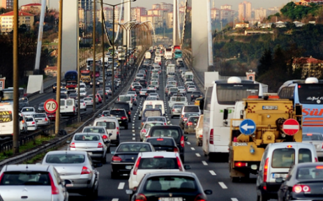 İstanbul'da Okullar açıldı İBB alarmda