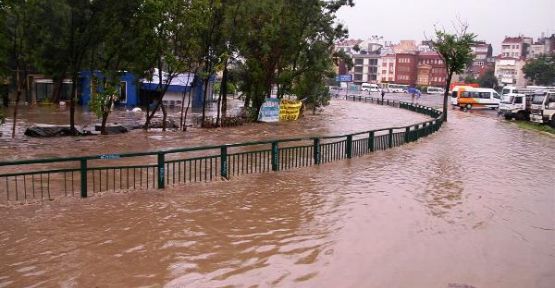 KURBAĞALIDERE MARMARA'YI ZEHİRLİYOR