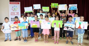 Ataşehir'de Çocuklardan barış resimleri