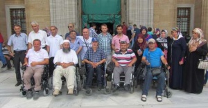 Ümraniye'deki Engelliler Edirnede tarihi yolculuğa çıktı