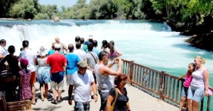 Turizm geliri geçen yılın aynı çeyreğine göre %16,5 azaldı