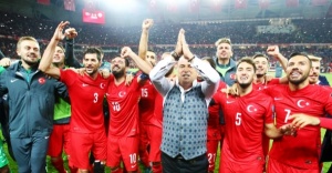 EURO 2016 A Milli Futbol Takımı aday kadrosu açıklandı