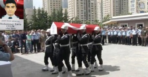 Ataşehir İlçe Emniyet Müdürlüğü'nde Şehit polis için tören