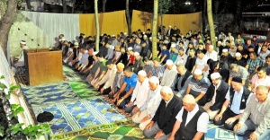 Beykoz'da Tarihi Namazgâh İlk Teravihle Açıldı