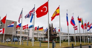 Almanya Savunma Bakanı: Türkiye NATO için önemli
