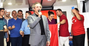 Başkan Demircan'dan Ataşehir'deki Demokrasi Nöbetine Destek